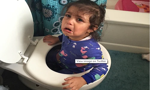 Những chuyện trẻ khóc nhè khiến bố mẹ vừa tức vừa cười 