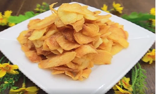 Cách làm khoai tây lắc gia vị ăn mãi không chán