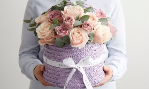 Hoa 8/3 bạc triệu sang chảnh chàng tặng nàng... 100% ''cưa'' đổ