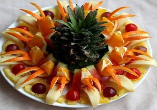 Bí quyết gọt tỉa bày đĩa trái cây vừa nhanh vừa đẹp