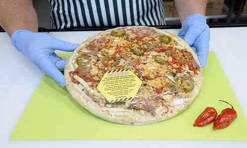 Bánh pizza “cay hơn cả địa ngục” chỉ dành cho lễ Halloween