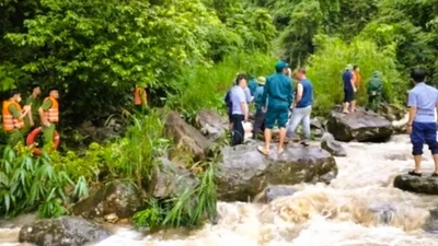 Đã tìm thấy thi thể bé gái 11 tuổi bị nước cuốn trôi ở Thanh Hóa