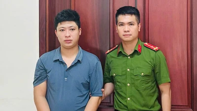 Bắt đối tượng tàng trữ trái phép chất ma túy ở Nghệ An