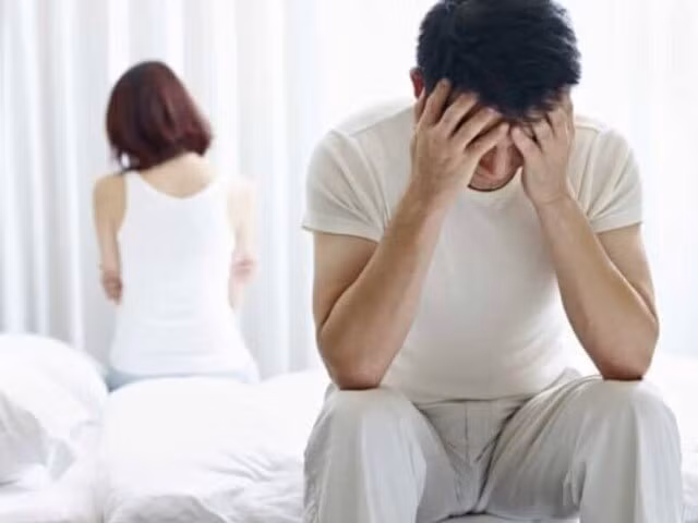 6 dấu hiệu đàn ông yếu trong “chuyện ấy”, chị em cần lưu tâm kẻo hôn nhân trục trặc