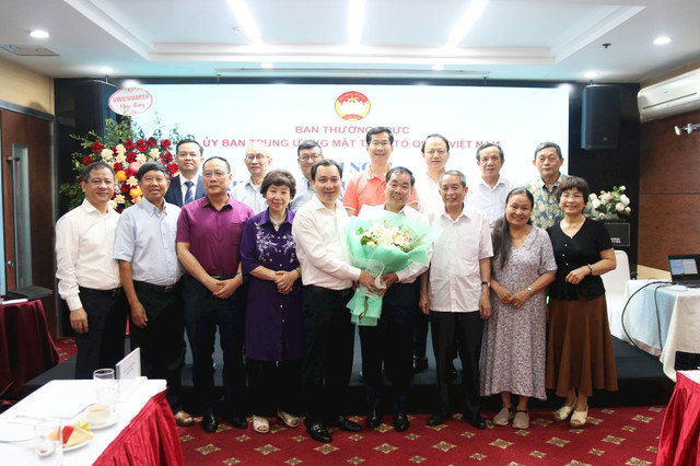 Các đại biểu chụp ảnh lưu niệm tại Hội nghị. Ảnh: Tiến Đạt. Các đại biểu chụp ảnh lưu niệm tại Hội nghị. Ảnh: Tiến Đạt.