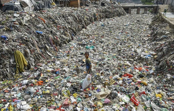 Cảnh tượng gây sốc tại các siêu đô thị trên khắp thế giới