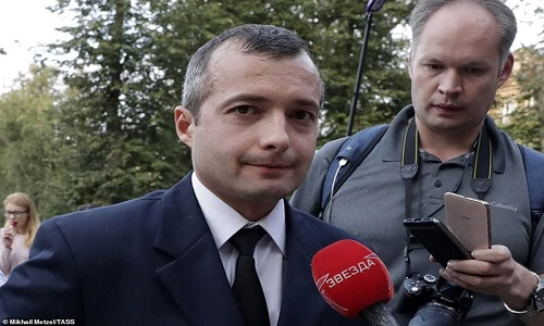 Chân dung phi công anh hùng Nga cứu 233 người khỏi "tử thần"