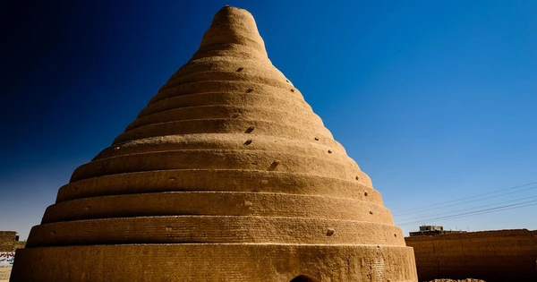 Kinh ngạc “tủ lạnh” ngàn năm tuổi làm từ bùn, sản xuất đá