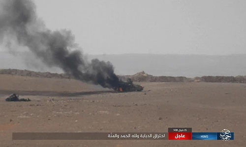 Ảnh: Phiến quân IS tấn công quân đội Syria ở tỉnh Homs