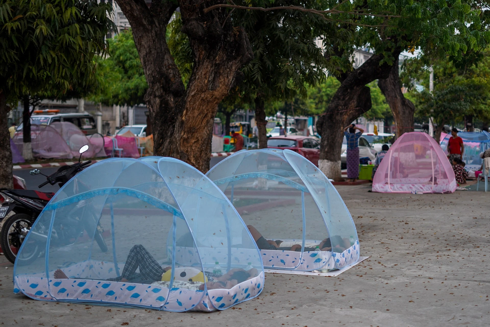 Khốn khổ cuộc sống người dân Myanmar sau thảm họa động đất