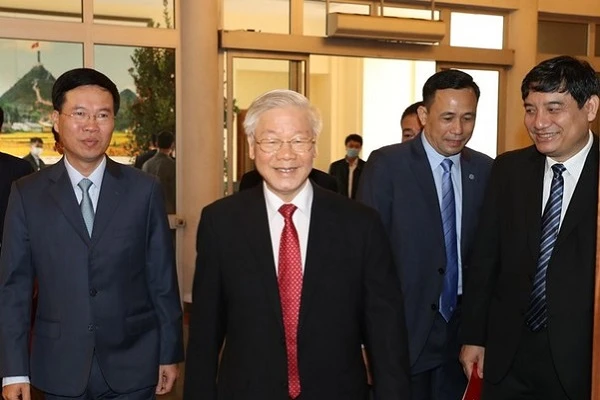 Hình ảnh lễ công bố quyết định phân công Ủy viên Bộ Chính trị