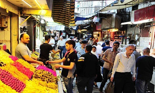 Cảnh mua sắm ở Damascus cho tháng ăn chay Ramadan