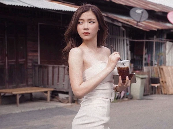 Ngắm mỹ nhân Thái Lan diện đồ lụa đẹp hút hồn