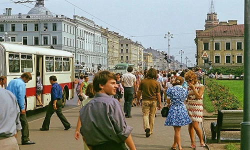 Ngỡ ngàng cuộc sống ở thành phố Leningrad thập niên 1960