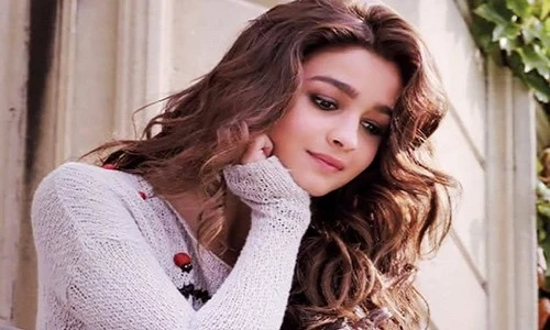 Ngây ngất nhan sắc những phụ nữ xinh đẹp nhất Ấn Độ 