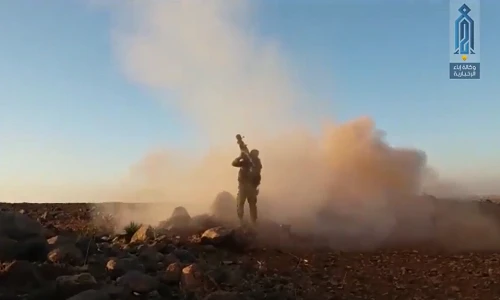 Chiến trường Hama nóng rẫy, phiến quân HTS bắn cháy chiến đấu cơ Syria