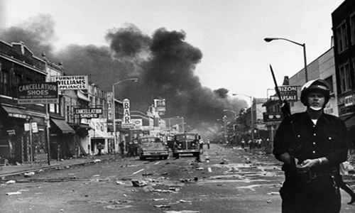Loạt ảnh vụ bạo loạn kinh hoàng tại Detroit năm 1967