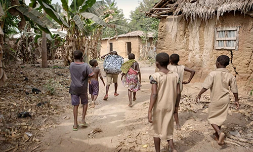 Cơ cực những đứa trẻ đáng thương ở Châu Phi