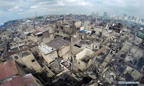 Hiện trường cháy khu ổ chuột ở Philippines, 15.000 người vô gia cư