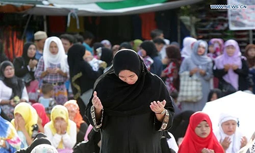 Ảnh: Người Hồi giáo khắp thế giới mừng lễ hội Eid al-Adha