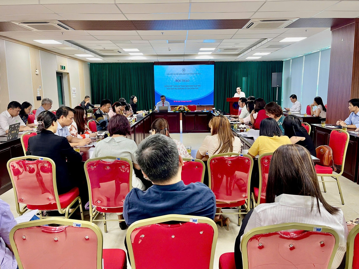 hoi-thao-2.jpg