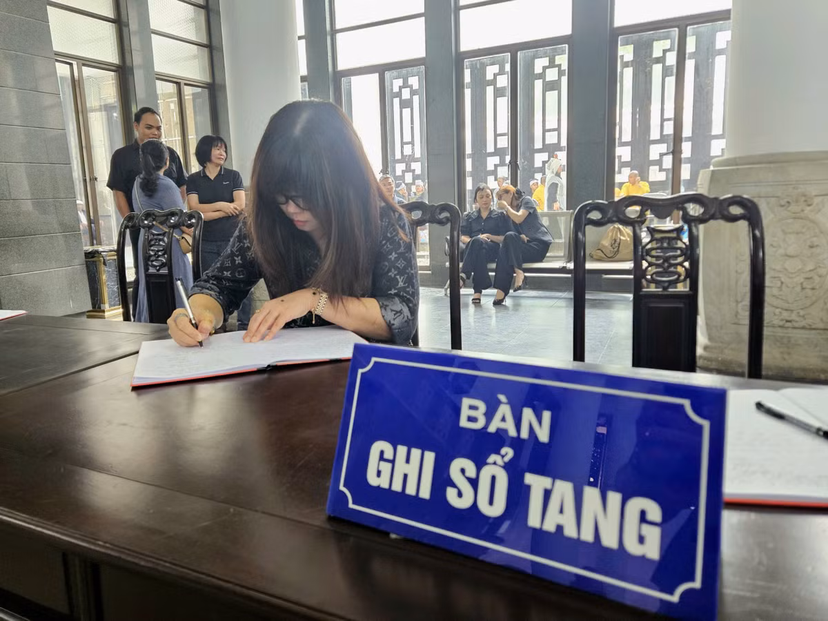 Gallery - Tiễn biệt Anh hùng Lao động Châu Văn Huy: Người đặt nền móng viễn thông Thủ đô - image 1
