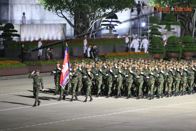 Khối diễu binh của Campuchia. Ảnh: Trà Khánh. kto-tr_img-1457.jpg