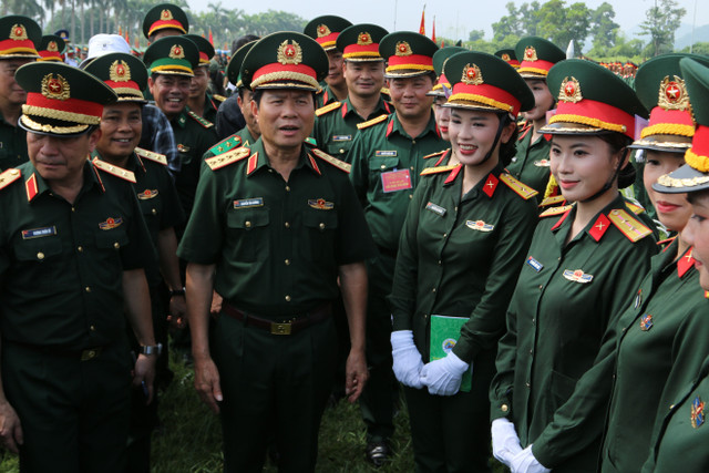 Đại tướng Nguyễn Tân Cương và các lực lượng hợp luyện. img-5167.jpg