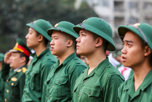Bộ Quốc phòng không gọi nhập ngũ người cận thị trên 1,5 diop. Ảnh: TTXVN. giao-quan-2019-3.jpg