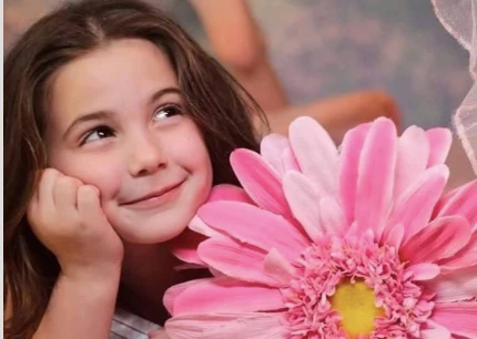 Mê mẩn vẻ đáng yêu của con gái Iron Man trong "Avengers: Endgame"