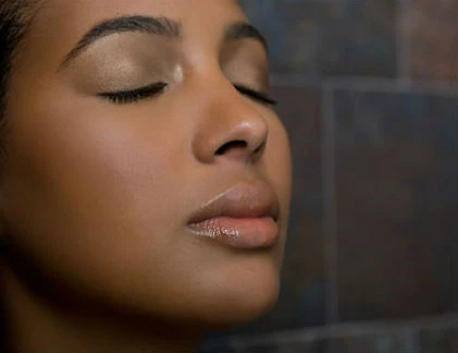 8 bước hạn chế da nhờn ngày hè