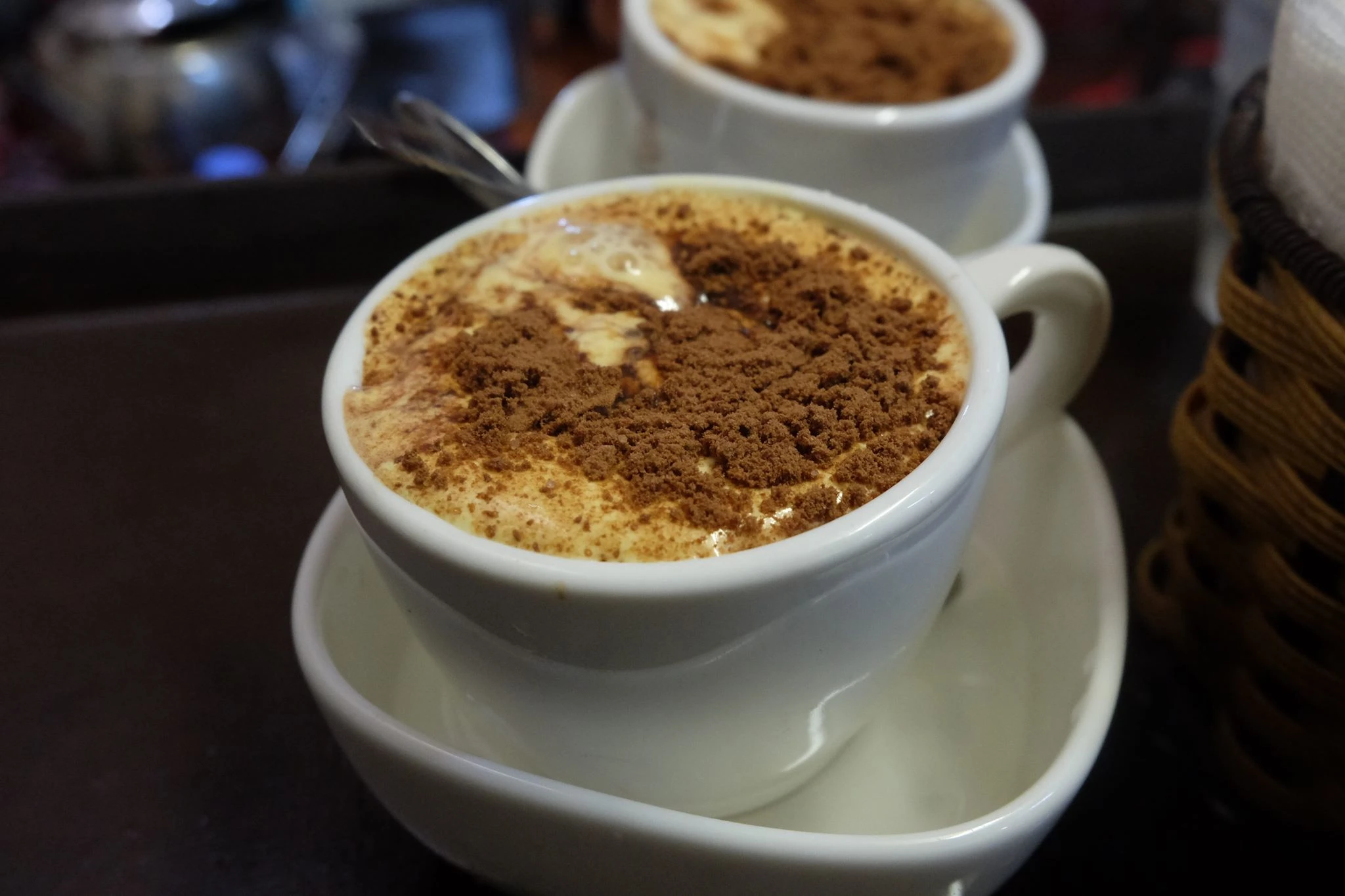 Giới trẻ thích thú món cafe trứng được chọn phục vụ Thượng đỉnh Mỹ-Triều