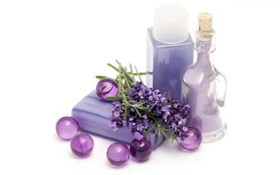 Da đẹp, dáng xinh nhờ tinh dầu thảo dược