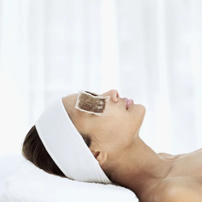 Mẹo xóa quầng thâm mắt đơn giản