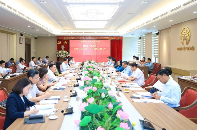 Hà Nội dừng toàn bộ hoạt động bắn pháo hoa dịp 10/10 - Hình 2 Ha Noi dung toan bo hoat dong ban phao hoa dip 10/10-Hinh-2