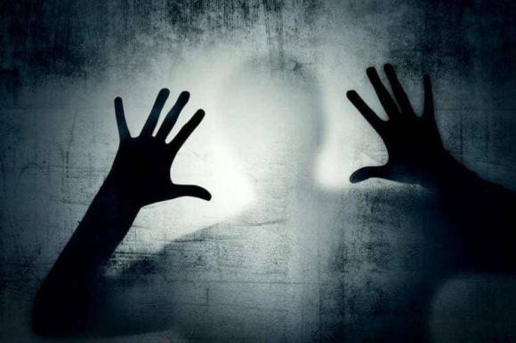 Tại sao người ta lại rơi nước mắt trước khi chết, họ thấy gì? - Hình 5 Tai sao nguoi ta lai roi nuoc mat truoc khi chet, ho thay gi?-Hinh-5