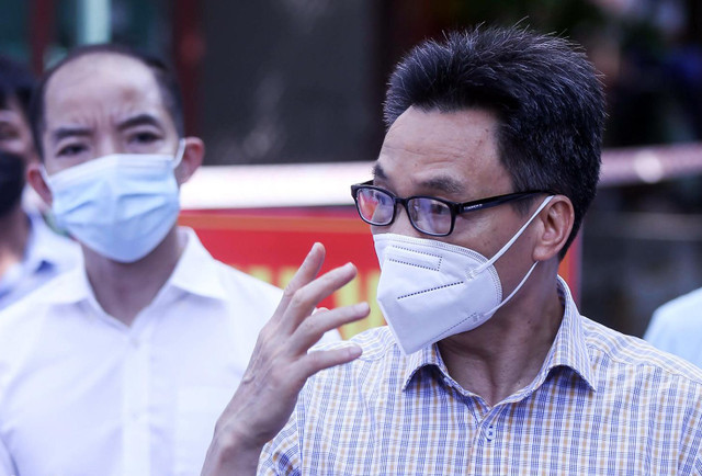 Phó thủ tướng: 'Hà Nội phấn đấu không để tình hình dịch như TP.HCM' Pho thu tuong: 'Ha Noi phan dau khong de tinh hinh dich nhu TP.HCM'