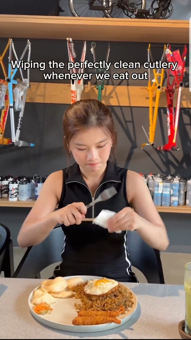 Netizen gật gù trước đoạn clip về những thói quen của người châu Á - Hình 2 Netizen gat gu truoc doan clip ve nhung thoi quen cua nguoi chau A-Hinh-2