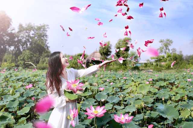 6 item không thể thiếu giúp bạn hóa nàng thơ bên hồ sen - Hình 6 6 item khong the thieu giup ban hoa nang tho ben ho sen-Hinh-6