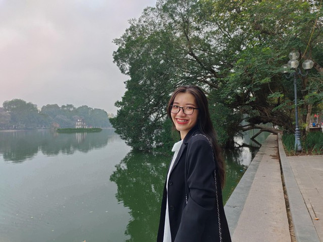 Bạn trẻ mách nước 'săn' vé máy bay giá rẻ mùa du lịch - Hình 2 Ban tre mach nuoc 'san' ve may bay gia re mua du lich-Hinh-2