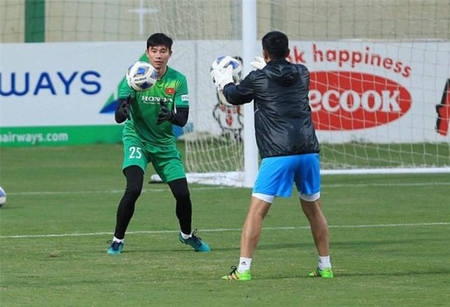 Quan Văn Chuẩn - “người nhện” với những pha cứu thua “chuẩn chỉ” của U23 Việt Nam - Hình 3 Quan Van Chuan - “nguoi nhen” voi nhung pha cuu thua “chuan chi” cua U23 Viet Nam-Hinh-3