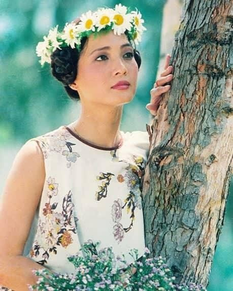 NSND Lê Khanh thời trẻ đẹp tựa nữ thần - Hình 2 NSND Le Khanh thoi tre dep tua nu than-Hinh-2