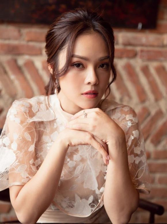Sao nữ Việt tài sắc có đủ nhưng tình duyên lận đận - Hình 4 Sao nu Viet tai sac co du nhung tinh duyen lan dan-Hinh-4