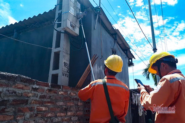 Chi tiết hàng nghìn khách hàng được giảm tiền điện vào tháng 7/2021 Chi tiet hang nghin khach hang duoc giam tien dien vao thang 7/2021