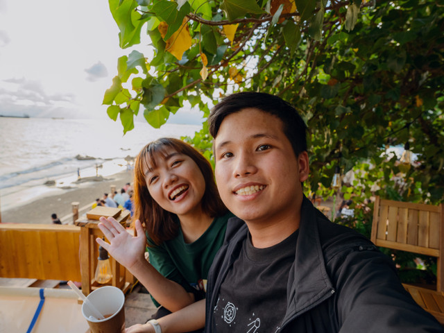 Cặp đôi đi xuyên Việt, 'sống thử' mỗi nơi 1-2 tháng - Hình 2 Cap doi di xuyen Viet, 'song thu' moi noi 1-2 thang-Hinh-2