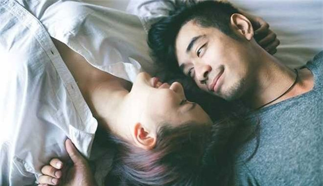 Chuyên gia lý giải đàn ông khi giàu sang thường dễ ngoại tình Chuyen gia ly giai dan ong khi giau sang thuong de ngoai tinh