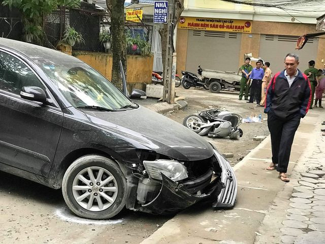 Đã tìm ra nguyên nhân gây ra vụ tai nạn lùi xe tông chết người Da tim ra nguyen nhan gay ra vu tai nan lui xe tong chet nguoi
