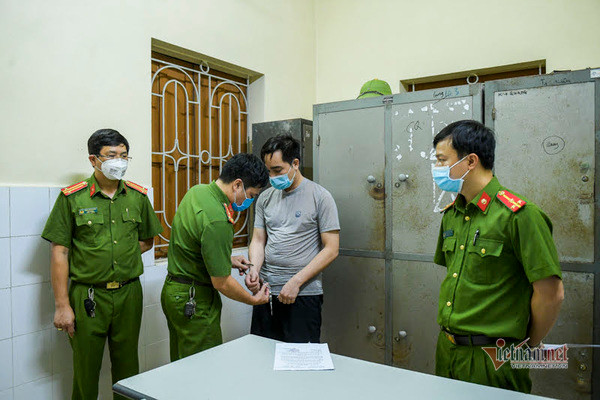 Lời hối hận của người nhập cảnh trái phép, làm lây dịch Covid -19 cho nhiều người - Hình 5 Loi hoi han cua nguoi nhap canh trai phep, lam lay dich Covid -19 cho nhieu nguoi-Hinh-5