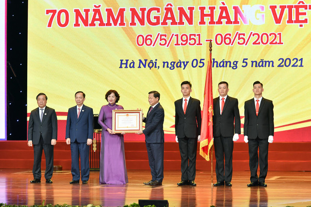 Tổng bí thư Nguyễn Phú Trọng giao 5 nhiệm vụ cho ngành ngân hàng - Hình 2 Tong bi thu Nguyen Phu Trong giao 5 nhiem vu cho nganh ngan hang-Hinh-2