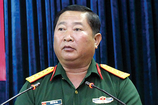 Cách tất cả chức vụ trong Đảng của Phó tư lệnh Quân khu 9 Cach tat ca chuc vu trong Dang cua Pho tu lenh Quan khu 9
